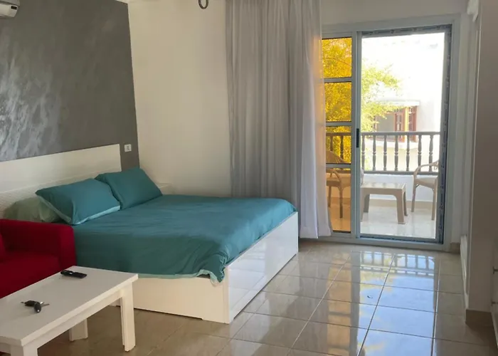 Delta Crisula Charm el-Cheikh